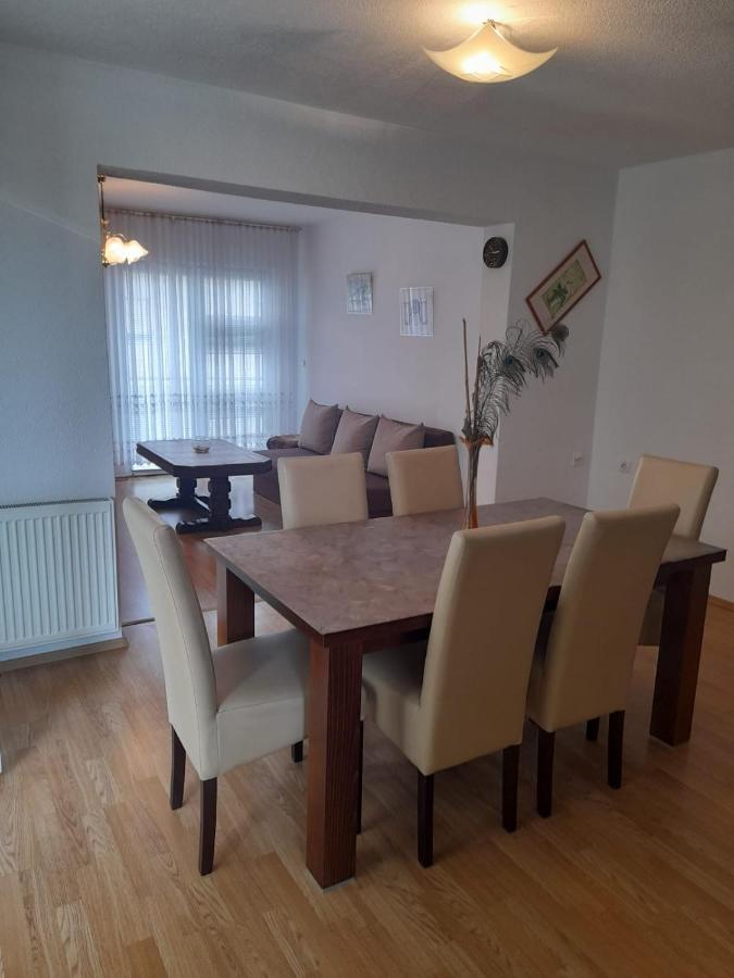 Apartamento Apartman Sana Lux Sanski Most Exterior foto